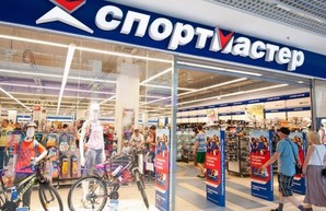 Sportmaster и еще 18 компаний. Кто попал под санкции СНБО