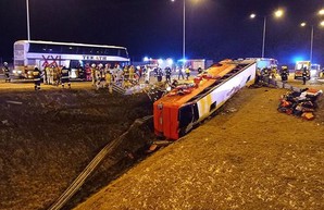 В Польше автобус с украинцами упал с Виадука: 6 погибших, более 40 травмированных