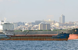 В Черном море затонул сухогруз с украинцами на борту