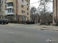 В Одессе начали ремонтировать важную автомагистраль (ВИДЕО)
