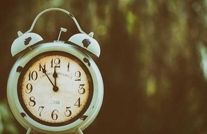 Придется ли украинцам переходить на летнее время, пока под вопросом