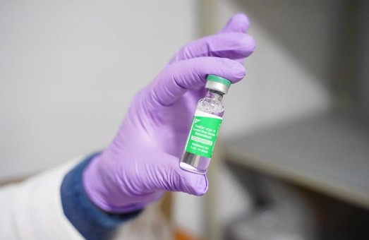 В Минздраве назвали побочные эффекты от вакцины Covishield