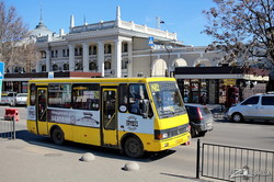 В Одессе показали работу транспорта и рынков в красной зоне карантина (ВИДЕО)