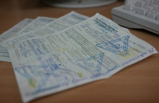 В Украине стали задерживать выплаты по больничным