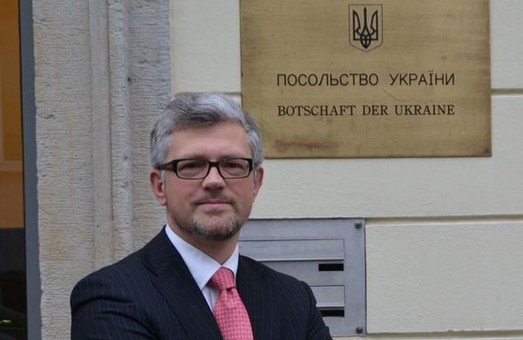 Посол Украины в Германии: Украине следует думать о ядерном статусе