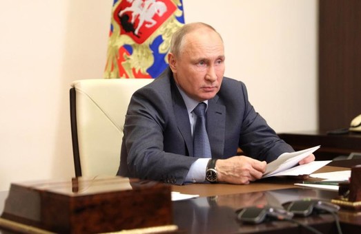 Путин обвинил украинскую власть в русофобии: «Украину превращают в антироссию»