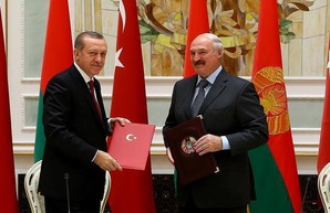 Турция заставила союзников по НАТО смягчить итоговую позицию по Беларуси – СМИ