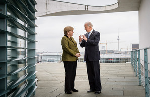 Байден и Меркель обсудят последствия запуска «Северного Потока 2» для Украины