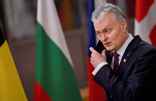 Президент Литвы напомнил НАТО про обещания Украине