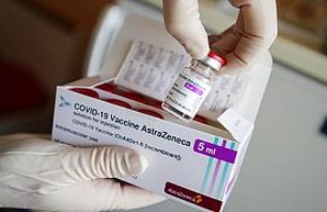 Австралия останавливает вакцинацию AstraZeneca для людей моложе 60 лет