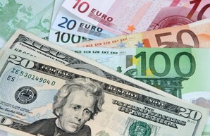 В Украине упростили покупку иностранной валюты и драгметаллов