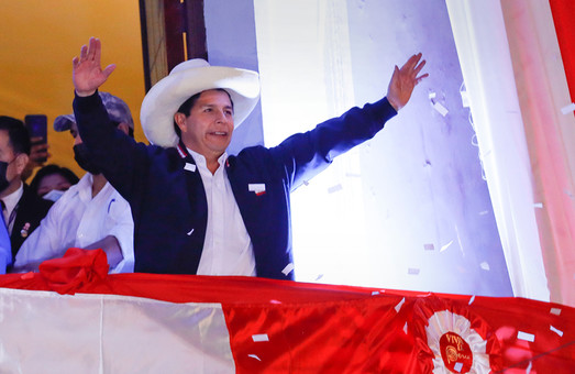 Новым президентом Перу стал сельский учитель