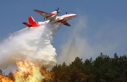 Украина отправит в Турцию на помощь украинский пожарный самолет