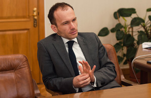 Минюст принял на работу пожизненно осужденную