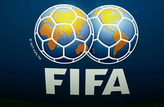 Наперекор всем FIFA решила проводить чемпионаты мира раз в два года