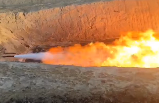 В Полтавской области испытывают новую газовую скважину (видео)