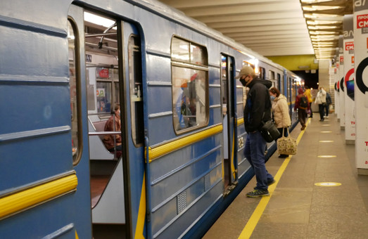 Киевляне стали меньше пользоваться общественным транспортом