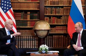 Обсудят НАТО и Украину. Путин и Байден намерены провести встречу в этом году
