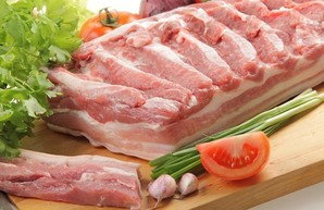 Вслед за повышением цен на сало, увеличится стоимость свинины: эксперт назвал причины