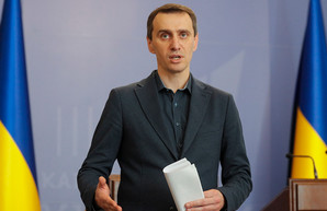 В Украине с 9 декабря расширяют список профессий для обязательной вакцинации
