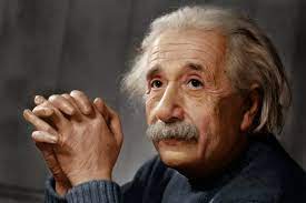 На аукционе в Париже за $13 миллионов был продан черновик Альберта Эйнштейна
