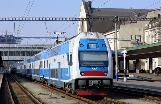 «Укрзалізниця» анонсировала запуск 12 скоростных поездов