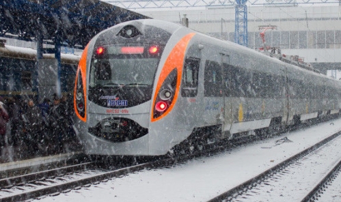 «Укрзализныця»  запускает дополнительный поезд на новогодние и рождественские праздники