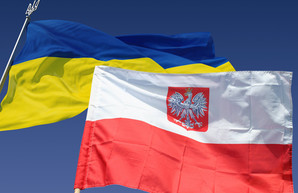 Виза в Польшу: ряд городов Украины возобновляют прием документов