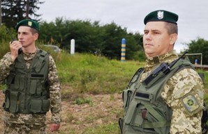 Украинским пограничникам разрешили применять оружие: условия