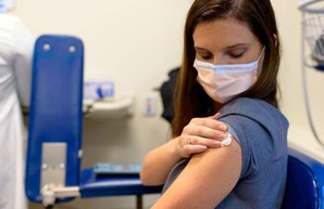 Статистика по вакцинации от «ковид» на 16 декабря: привито почти 193 тысячи украинцев