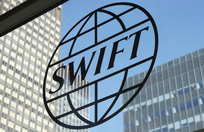 В России прокомментировали отключение страны от SWIFT