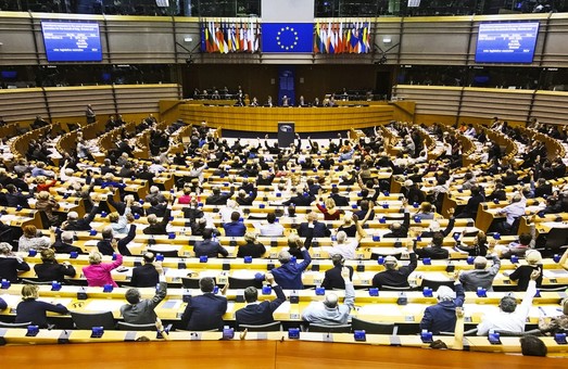 Европарламент принял резолюцию с осуждением российской агрессии против Украины