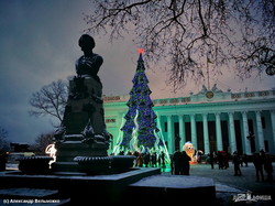 Новогоднюю Одессу показали в праздничном видеосюжете