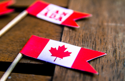 В Канаде намерены ввести налог на невакцинированных