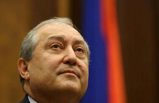 Президент Армении ушел в отставку
