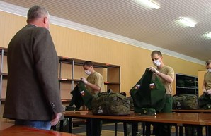 Жители "ЛНР" и "ДНР" с российским гражданством могут быть призваны на службу в Вооруженные силы России