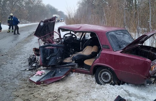 В результате ДТП под Харьковом пострадали четыре человека