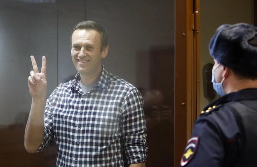 Фотографа Навального могут посадить на 10 лет за фразу «Слава Украине!»