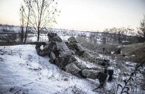 Боевики на Донбассе обстреляли КПВВ, использовав запрещенное вооружение