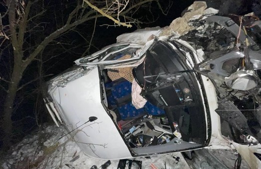 В Полтавской области в результате ДТП с микроавтобусом пострадали 11 человек