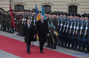 Парад визитов: помощь Украине или личный интерес?