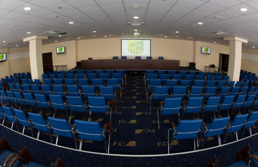 Александр Ярославский инвестирует 2 миллиона гривен в модернизацию конференц-зала на стадионе «Металлист»