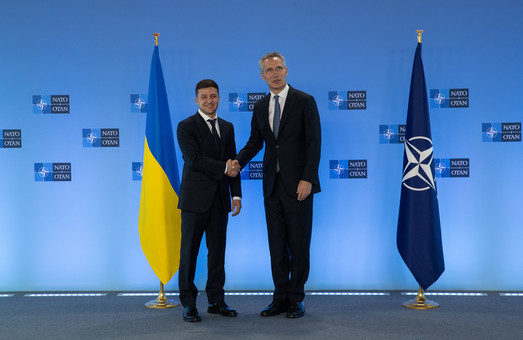 В США отказались от давления на Украину относительно НАТО