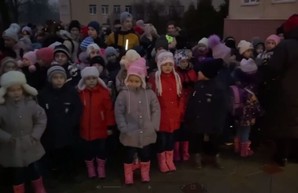 Москва выделила для эвакуированных из ОРДЛО 5 миллиардов рублей