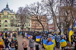 В Одессе состоялся Марш Единства с тысячами участников (ВИДЕО)