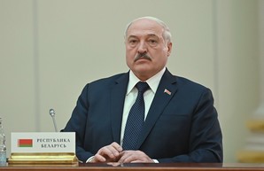 Лукашенко заявил, что готов первым идти на войну, чтобы защитить Беларусь