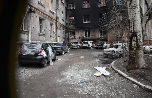 В Мариуполе от вражеских обстрелов погибли почти 1 300 мирных граждан