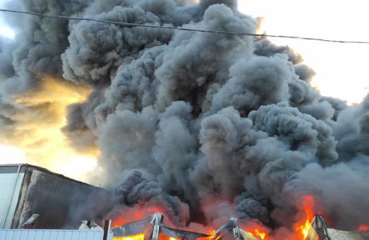 Осторожно, пожар:  ГСЧС призвала закрыть окна жителям Сум
