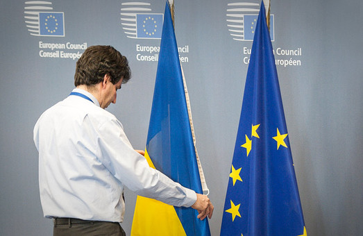 Для помощи беженцам из Украины в Евросоюзе изменили законы
