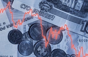 Россия на грани дефолта: выплаты по евробондам проведены в рублях